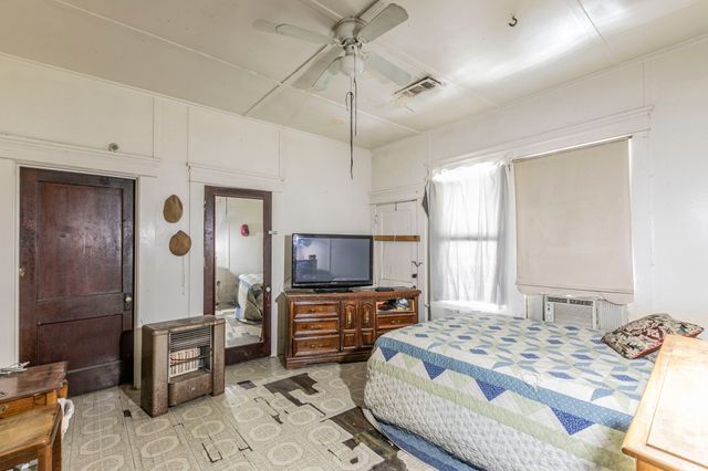 1735 Marburg Street, Dallas, TX 75215