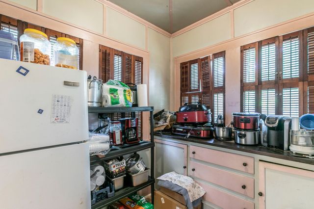 1735 Marburg Street, Dallas, TX 75215