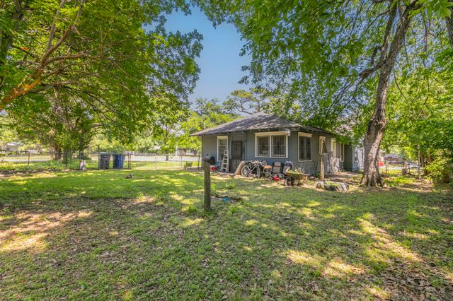1735 Marburg Street, Dallas, TX 75215