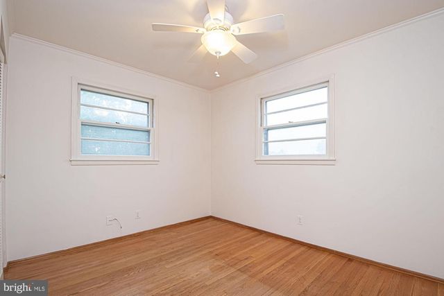 800 W 15TH ST, Front Royal, VA 22630
