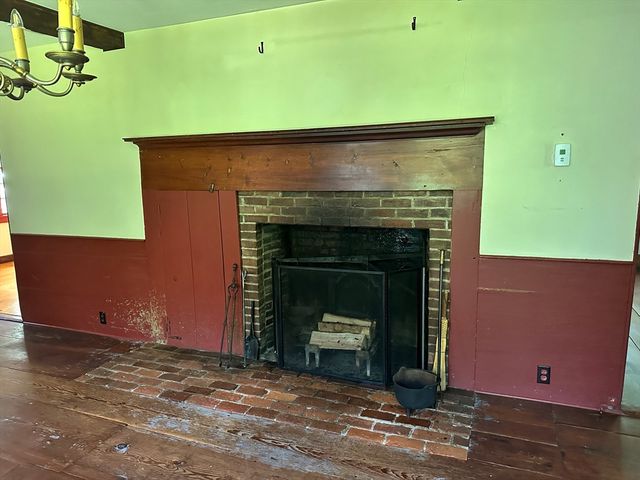 575 Old West Brookfield Rd, Warren, MA 01083