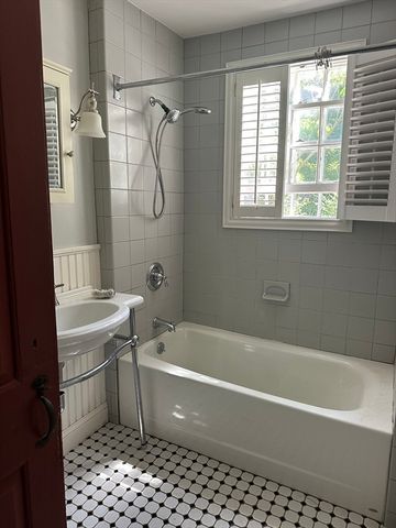 575 Old West Brookfield Rd, Warren, MA 01083