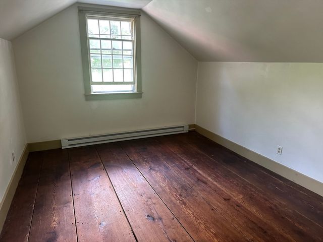 575 Old West Brookfield Rd, Warren, MA 01083