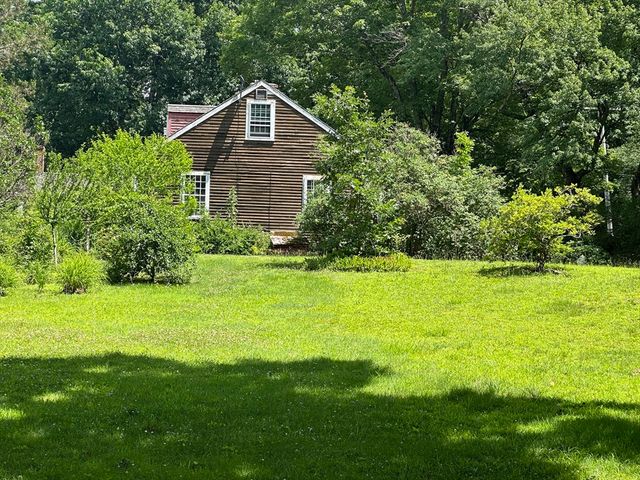 575 Old West Brookfield Rd, Warren, MA 01083