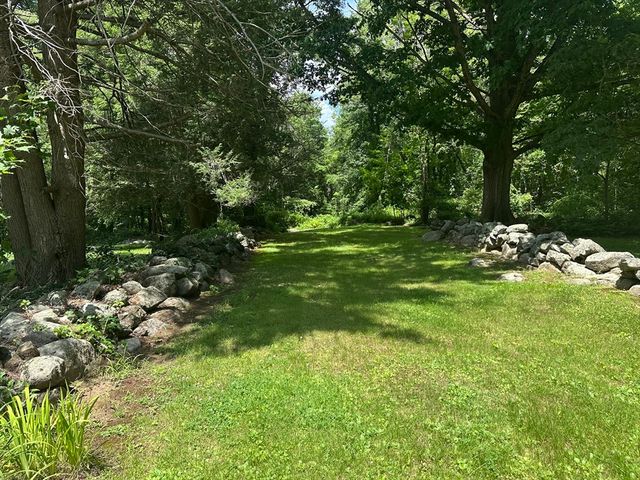 575 Old West Brookfield Rd, Warren, MA 01083