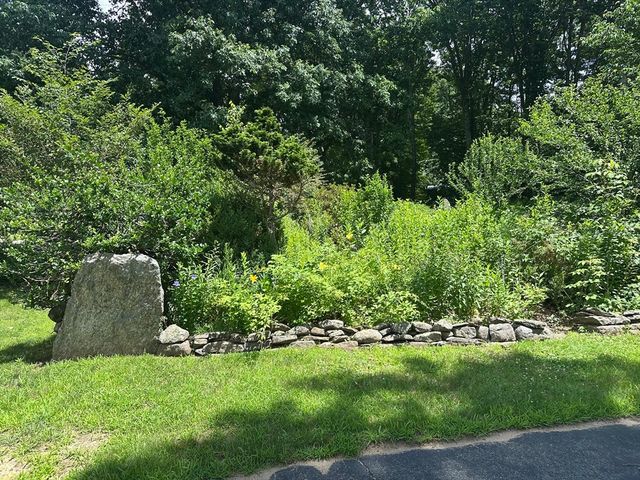 575 Old West Brookfield Rd, Warren, MA 01083