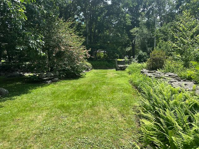 575 Old West Brookfield Rd, Warren, MA 01083