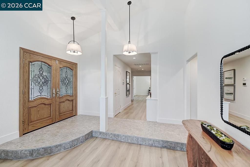 Image 59 of property listing at 2122 Dunblane Ct, Walnut Creek, CA 94598
