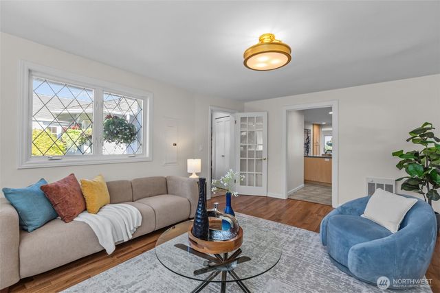 4105 SW 109th Street, Seattle, WA 98146