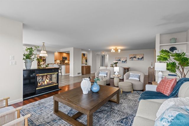 4105 SW 109th Street, Seattle, WA 98146
