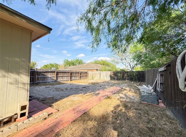 3927 Boyd Ave, Kingsville, TX 78363