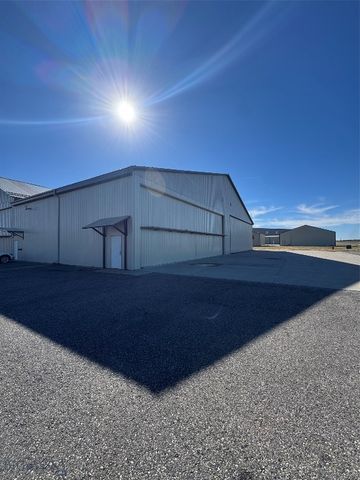 EU 2 Gallatin Field Airport, Belgrade, MT 59714 property photo