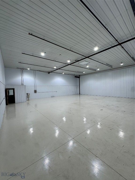EU 2 Gallatin Field Airport, Belgrade, MT 59714 photo 5