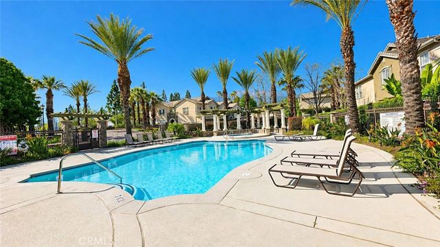7353 W Ellena W 87, Rancho Cucamonga, CA 91730