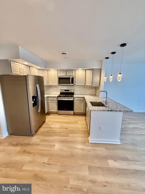 2652 E VENANGO ST, Philadelphia, PA 19134