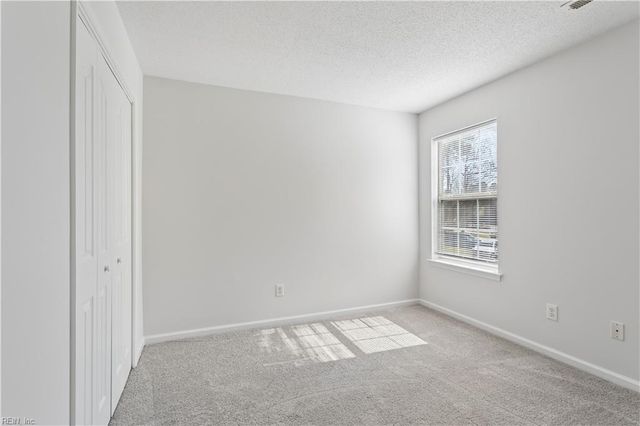 932 Ivystone WAY, Newport News, VA 23602