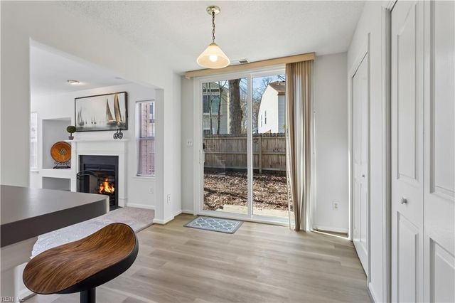 932 Ivystone WAY, Newport News, VA 23602