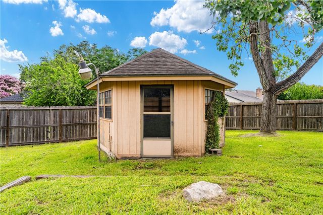 4213 Olmos River Ct, Corpus Christi, TX 78410