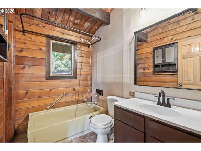 32102 Ne 136TH Ave, Battle Ground, WA 98604