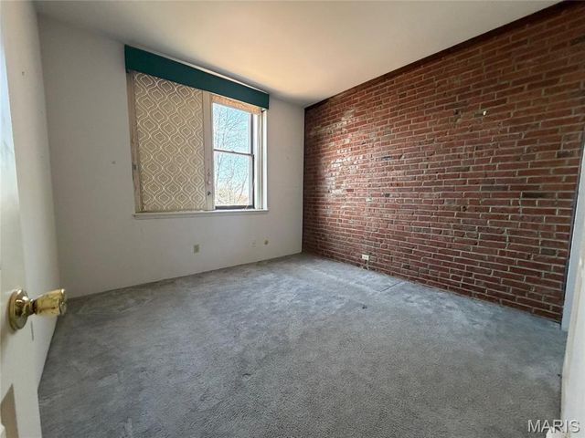 2017 S Grand Boulevard 304, St Louis, MO 63104