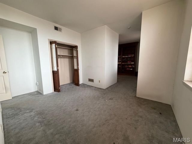 2017 S Grand Boulevard 304, St Louis, MO 63104