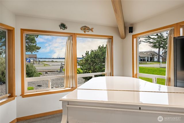 5382 Nootka Loop, Birch Bay, WA 98230