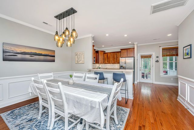 3676 Bagley Drive, Mount Pleasant, SC 29466