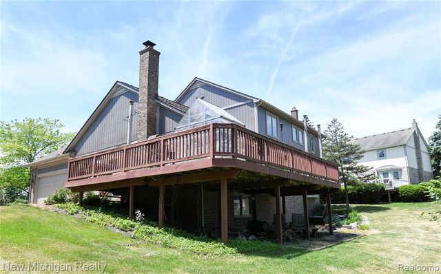 22200 Heatheridge, Farmington, MI 48167