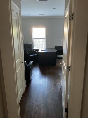 5717 Winsome Lane, Houston, TX 77057