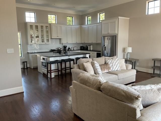 5717 Winsome Lane, Houston, TX 77057