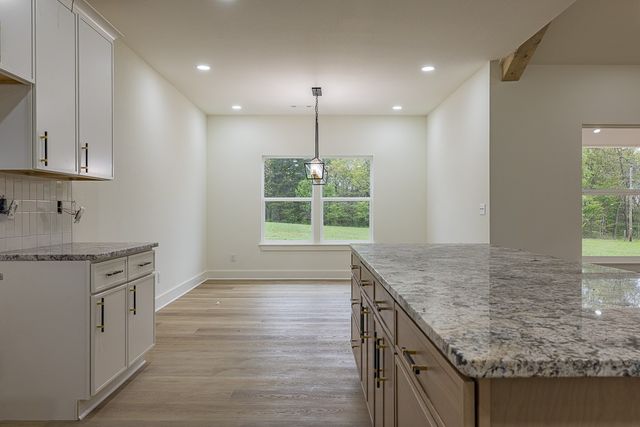 469 Madison County Road 1536, Huntsville, AR 72740