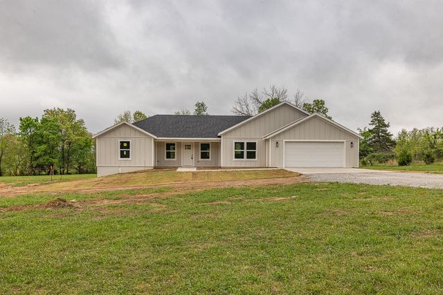 469 Madison County Road 1536, Huntsville, AR 72740