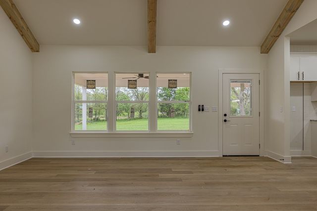 469 Madison County Road 1536, Huntsville, AR 72740