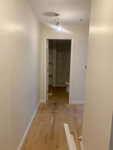 126 Thorndike 1, Cambridge, MA 02141