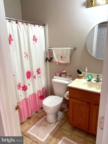 46586 CHASE VIEW TER, Sterling, VA 20164