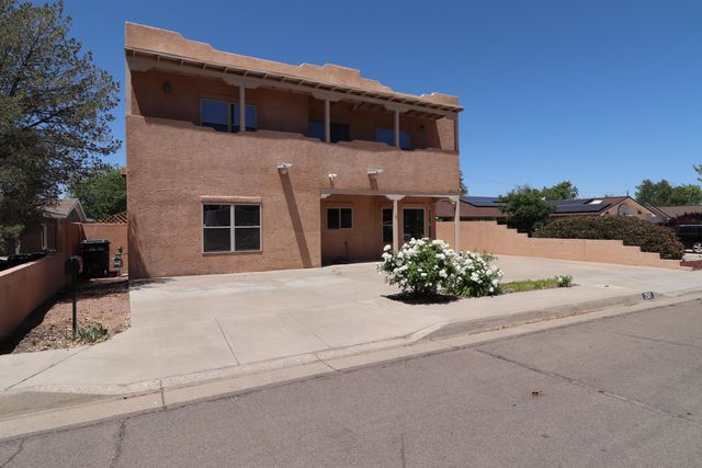 2517 Georgene Drive NE, Albuquerque, NM 87112