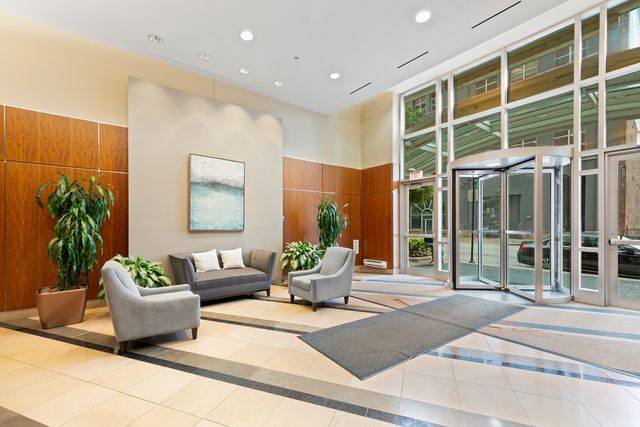125 S JEFFERSON Street 2305, Chicago, IL 60661