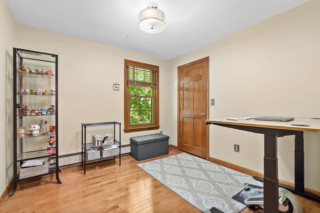 4 Dix Rd, Franklin, MA 02038