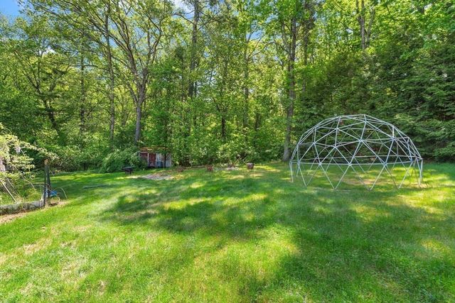 4 Dix Rd, Franklin, MA 02038