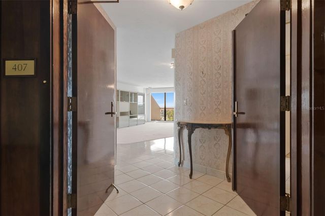 1660 GULF BOULEVARD 407, Clearwater Beach, FL 33767