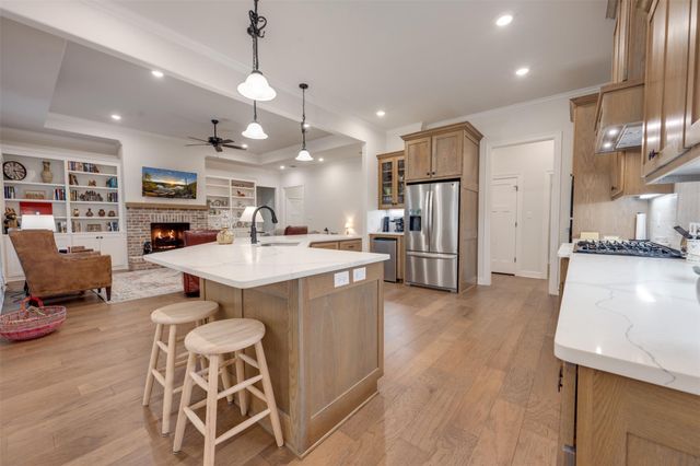 3113 Shadow Pine DR, Larue, TX 75770