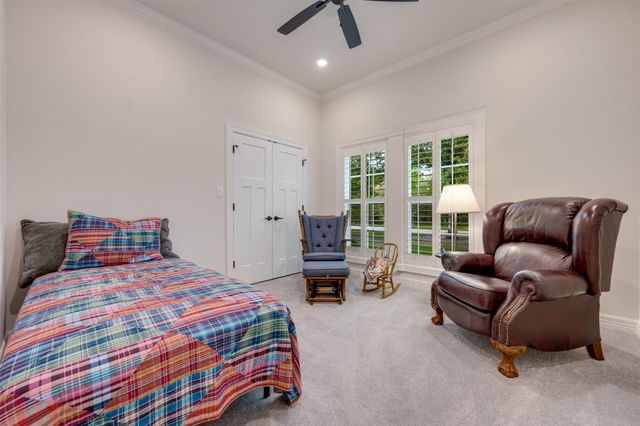 3113 Shadow Pine DR, Larue, TX 75770
