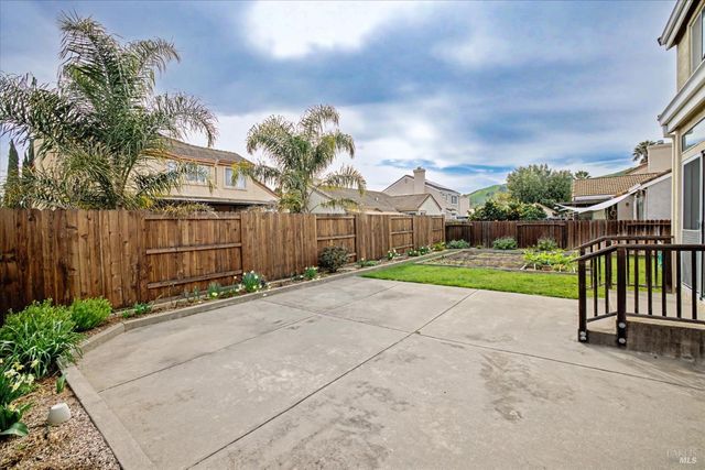 1030 Fox Hound Rd, Vacaville, CA 95687
