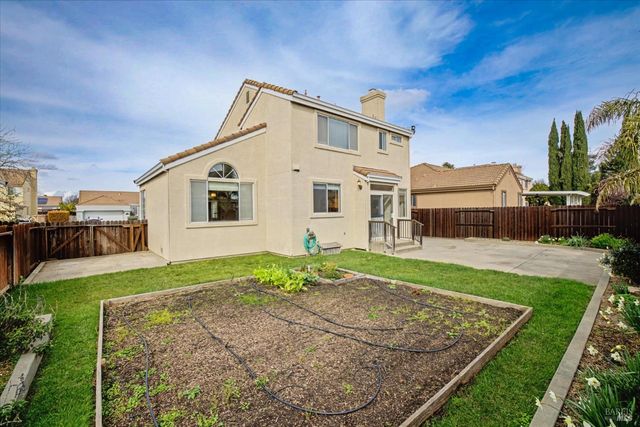 1030 Fox Hound Rd, Vacaville, CA 95687
