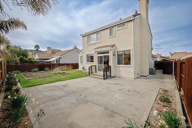 1030 Fox Hound Rd, Vacaville, CA 95687
