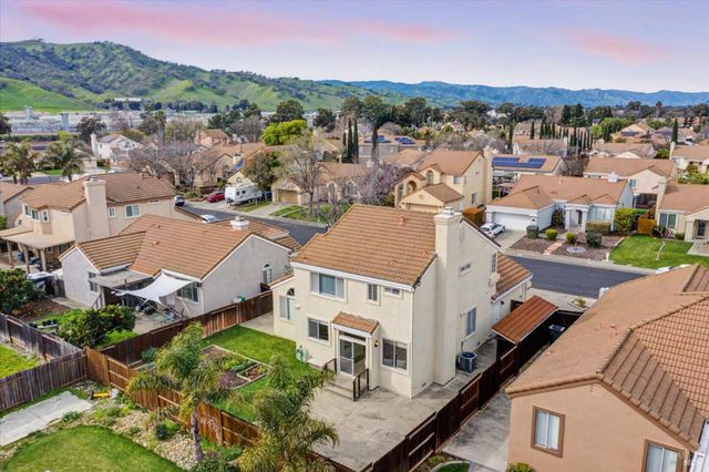 1030 Fox Hound Rd, Vacaville, CA 95687