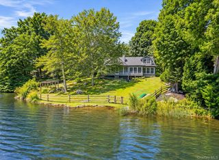 174 Lake Shore Road, Putnam Valley, NY 10579