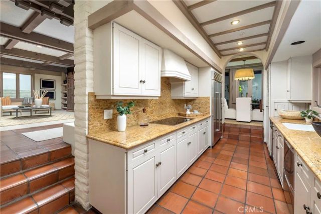 47 Linda Isle, Newport Beach, CA 92660