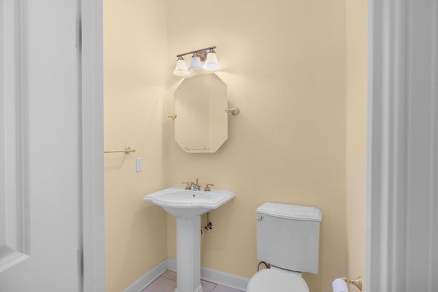 8471 POWDER PLANT DR, Millington, TN 38053