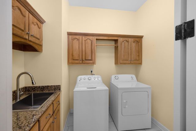 8471 POWDER PLANT DR, Millington, TN 38053